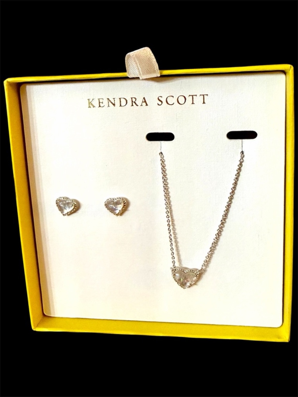 *new* Kendra Scott Silver/White Imitation Opal Heart Necklace & Stud Earrings - Picture 3 of 6